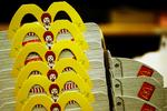 McDonaldsbesøgene er åbenbart ikke det sted danskerne sparer, når krisen kradser. Kæden står til næsten at nå sidste års rekordsalg. 