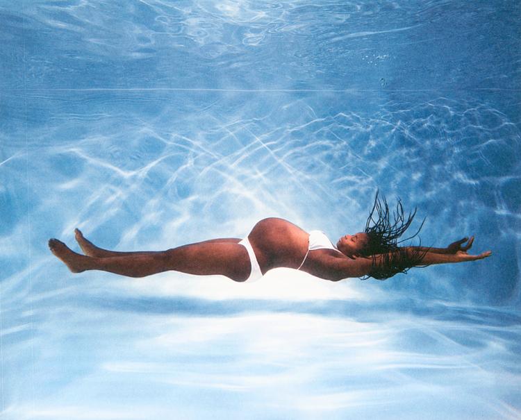 Her et eksempel på de meget flotte opslag i det nye graviditetsopslagsværk. Foto fra bogen: Getty Images/ Henrik Sørensen 
