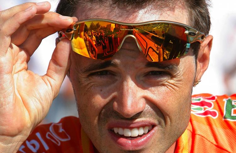 Samuel Sanchez skal satse hårdt på nedkørslen i dag for at vriste sekunder fra forspringet, som Alejandro Valverde har opbygget. Arkivfoto. 