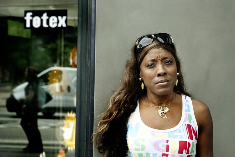 Rosa Maria Mustelier Robert blev tilbageholdt i syv timer af politiet, efter at en vagt i Føtex i Fredeiksberg Centeret uretmæssigt havde beskyldt hende for butikstyveri. 