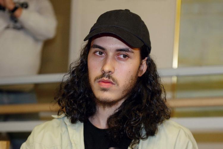 Den 30-årige svensker Mehdi Ghezali er sammen med to andre svenske statsborgere fængslet i Pakistan mistænkt for spionage. Mehdi Ghezali har tidligere siddet fængslet i Guantanamo, uden at det førte til nogen tiltale. 
