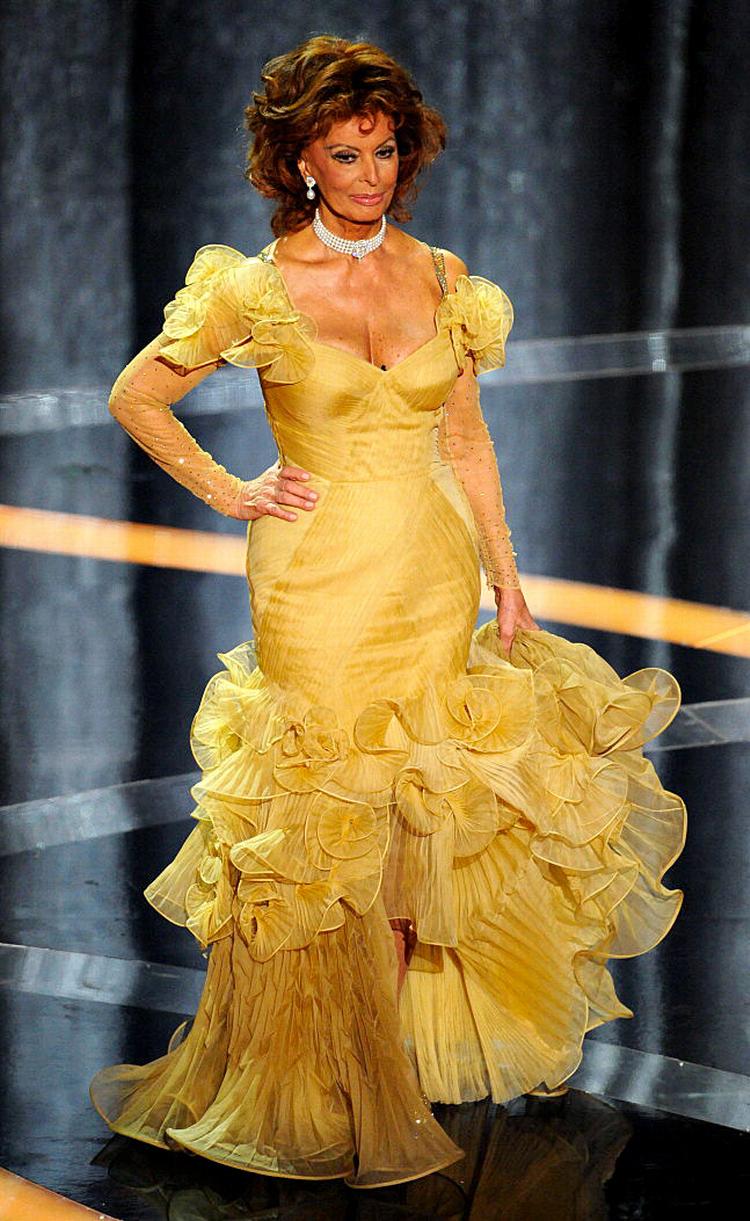 Sophia Loren, som hun tog sig ud til Oscar-uddelingen tidligere på året. Arkivfoto. 
