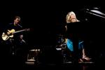 Diana Krall på scenen i Falconer Salen. 