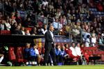 John 'Faxe' Jensen forsøgte uden held at få dirigeret sit hold frem til sejr mod FC København. 