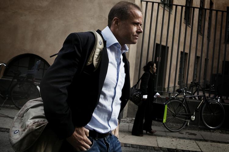 Thomas Rathsack på vej til retten forleden. I dag afsagde fogedretten kendelse i sagen om hans stærkt omdiskuterede bog om de danske jægersoldater 'Jæger - i krig med eliten'. Arkiv. 