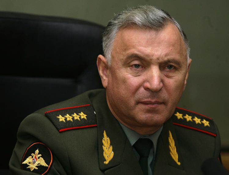 Den russiske forsvarschef Nikolai Makarov fastslår, at der ikke er truffet nogen beslutning på højeste niveau om at lade være med at opstille nye raketter i Kaliningrad. Arkivfoto 