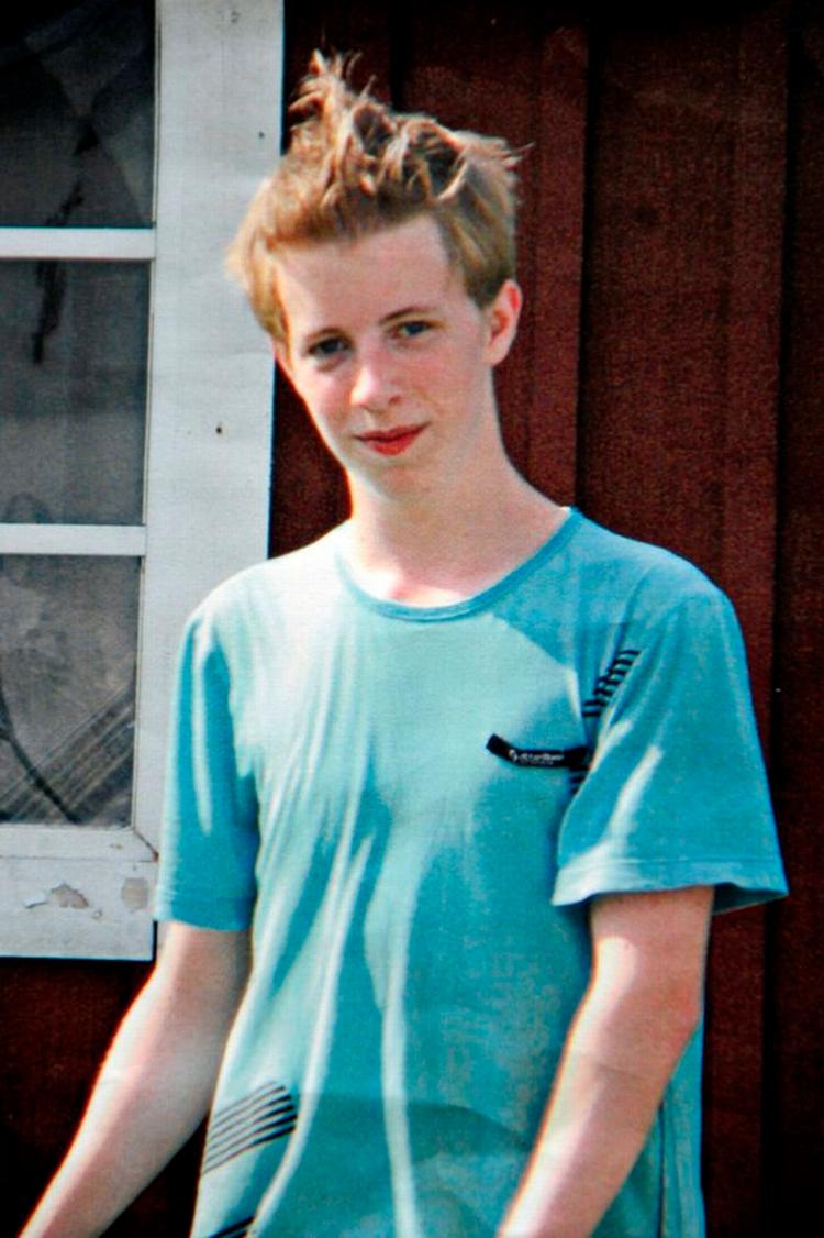 Private dykkere gav i går aftes et lille håb om, at de havde fundet Casper. Det håb er dog svundet efterhånden som undersøgelser af havnebassinet er skredet frem. 