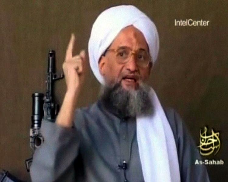 Ayman al-Zawahiri udsender sin video otte dage efter, Osama bin Laden udsendte en lydoptagelse. (Arkivfoto) 