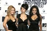 Sugababes, som de så ud ved MTV Europe Music Awards i København i 2006. Fra venstre: Heidi Range, Amelle Berrabah og Keisha Buchanan. Nu er sidstnævnte erstattet af Jade Ewen. Arkivfoto. 