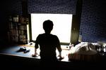 Udsatte børn skal ikke udsættes for økonomitænkning, mener oppositionen, der er vred over  KL's opfordring til at tænke i billige løsninger. Arkivfoto 