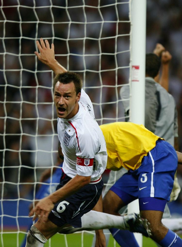 Englands anfører, John Terry, scorede i 1-1-kampen mod Brasilien i juni 2007. Arkivfoto. 