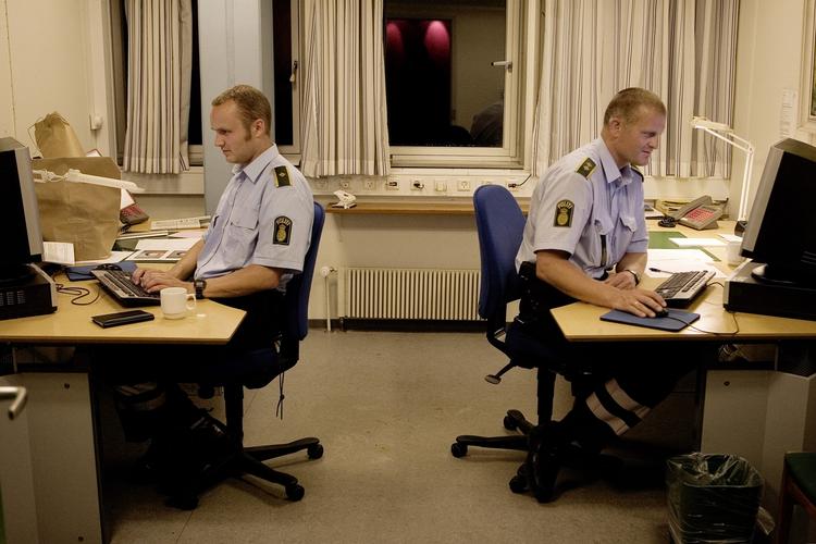 Det er ikke dyrt at ringe til politiet - heller ikke hvis man er Teliakunde, oplyser selskabet i en pressemeddelelse. Arkiv 