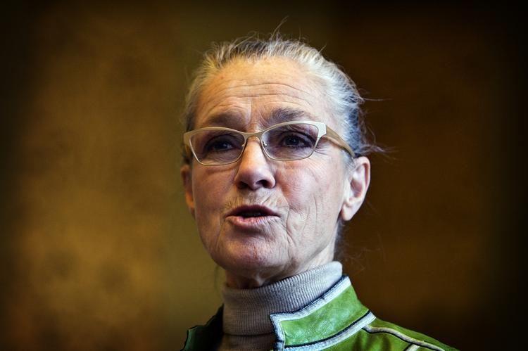 Ritt Bjerregaard hylder Anker Jørgensen og Svend Auken på Socialdemokraternes kongres. Til gengæld blev Helle Thorning-Schmidts navn ikke nævnt i talen. Arkivfoto. 