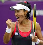 Kimiko Date-Krumm er 38 år og har i den forgangne uge banket sine yngre kolleger. Søndag tog hun den titlen i Korea Open. 