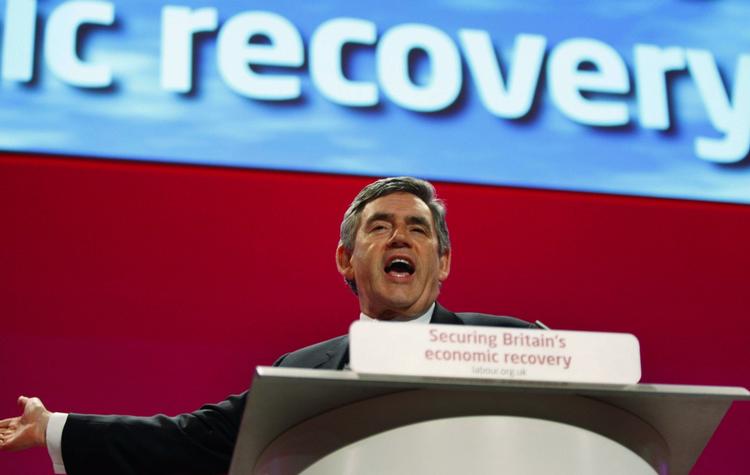 Den britiske premierminister Gordon Brown er klar til at holde sin tale på Labours landsmøde i Brighton. 