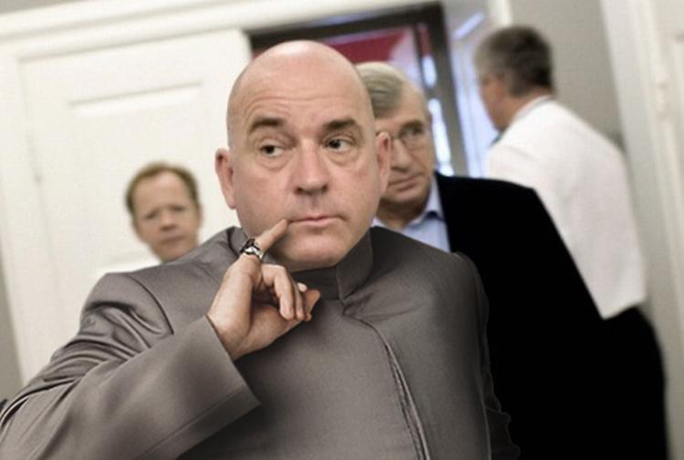 Søren Espersen giver den gas som Dr. Evil. Fotomanipulation: S. Damborg 