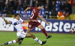 Walter Samuel fra Inter kan ikke forhindre, at Alejandro Dominguez bringer Rubin Kazan foran 1-0. 