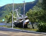 Et stort antal fiskere, som begav sig til havs i de tidlige morgentimer er meldt savnet efter tsunamien ramte Samoa. Ingen danskere er foreløbig rapporteret i farezonen, siger det danske udenrigsministerium. 