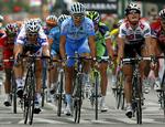 Matti Breschel (th) klemmer sig ind på en andenplads på 17. etape af Vuelta a Espana sidste år. Danskeren er en del af talentarbejdet i Team Capinordic. Arkivfoto. 