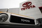 3,8 millioner Toyota- og Lexusejere opfordres til at kigge nærmere på bilens gulvmåtter. Omkring 400 biler i Danmark kan være berørt af sagen. 