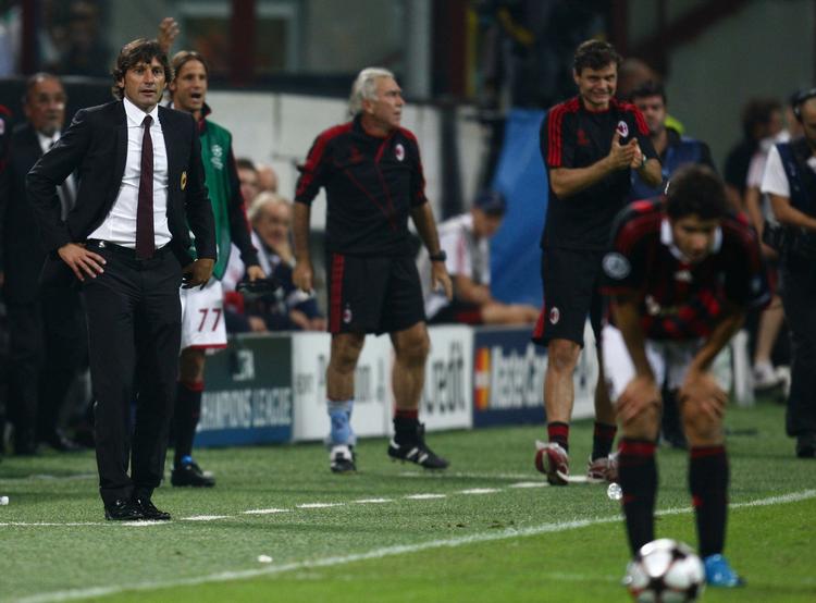 Et mål har AC Milan scoret på hjemmebane i denne sæson, efter Leonardo (tv.) i går så FC Zürich score det eneste mål i Champions League-kampen. 