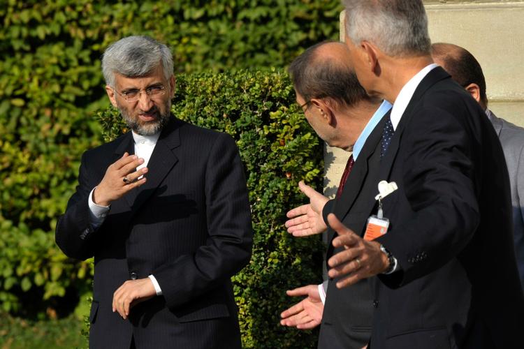 Irans atomforhandler Saeed Jalili ankommer til forhandlingerne om landets atomprogram. 
