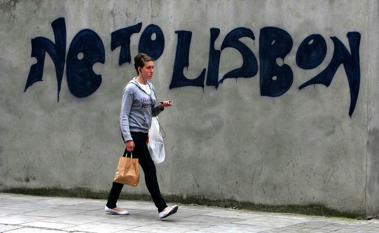 Irland stemmer om Lissabontraktaten i dag. 