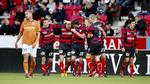 FCM-spillerne fejrer Frank Kristensens scoring til 1-0. 