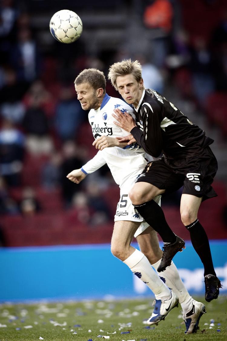 Esbjerg-spilleren Søren Rieks (th.) ser ud til at måtte melde afbud til landsholdet. 