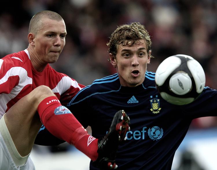 Med ni mål i de første 11 kampe er Rasmussen (til højre) topscorer i Superligaen. Arkivfoto. 