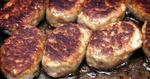 Sådan nogle fedtede frikadeller kan bare være så fristende at sætte tænderne i. Men er de tiltænkt chefens mavse, skal man nok lige overveje det en ekstra gang. Arkivfoto. 