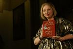 Hilary Mantel vandt en pris for sin bog, der finder sted i 1500-tallets England. 