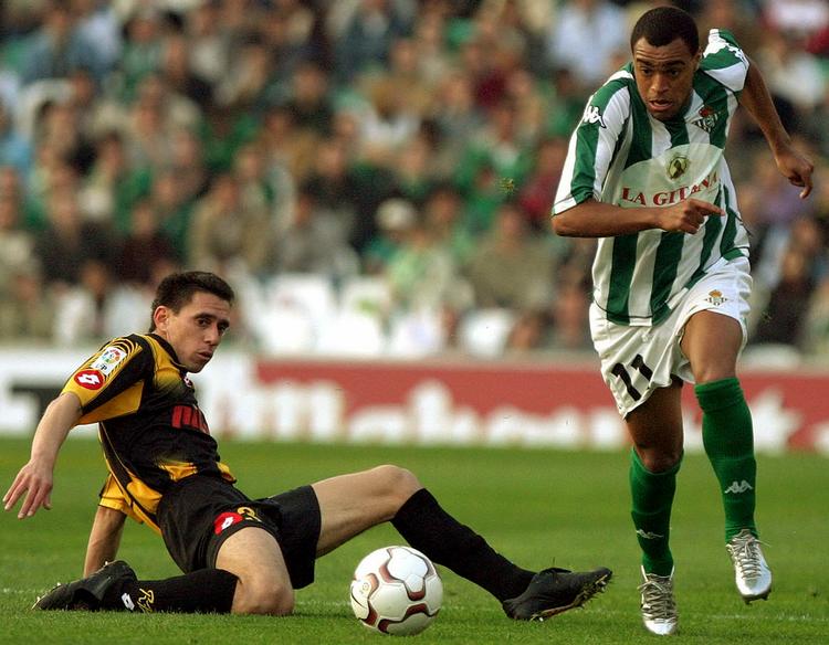 En gang var han verdens dyreste fodboldspiller. Nu vil Denilson til Danmark. Arkivfoto. 