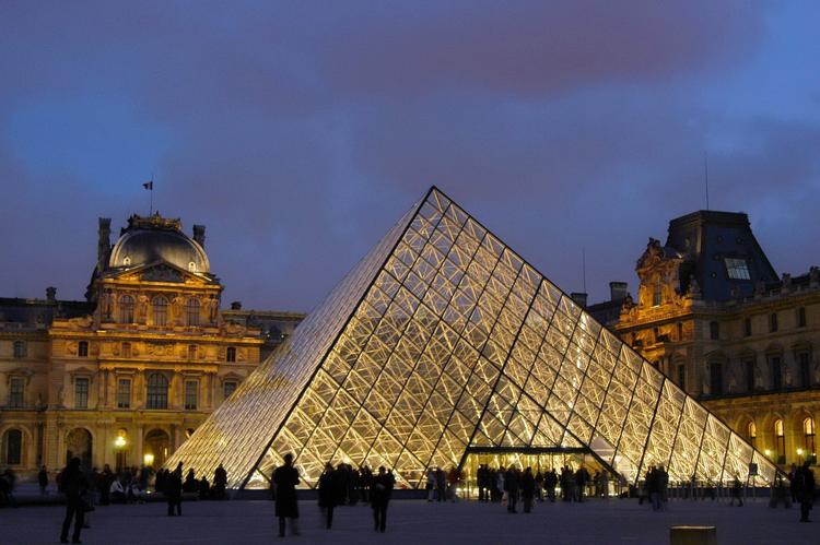 Louvre gemmer på fem stjålne malerier, ifølge Egypten. 