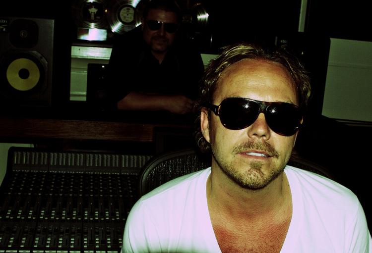 Carsten 'Soulshock' Schack har i årevis samarbejdet tæt sammen med keyboardspilleren og produceren Kenneth Karlin. De skriver og producerer for kunstnere som Whitney Houston, Jamelia, Destiny's Child, Pink og Usher. Foto 