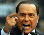 Den italienske regeringschef Silvio Berlusconi eri problemer, efter at hans immunitet i går blev taget fra ham. 