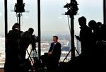 James Cameron interviewes under landsmødet i Manchester. 
