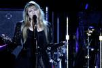 Fleetwood Mac-forsanger Stevie Nicks sang for et udsolgt Parken. 