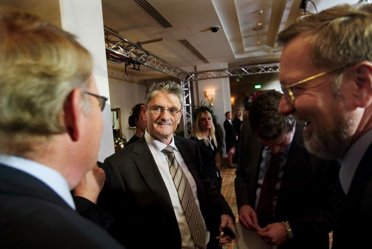 En nuværende og to tidligere udenrigsministre glæder sig alle over Barack Obamas Fredspris. 