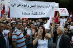 Armenere protesterer imod aftalen med Tyrkiet. Denne demonstration foregår i Libanon, hvor hundredvis af libanesiske armenere i løbet af ugen har demonstreret. 