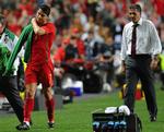 Ronaldo lagde op til Portugals første mål mod Ungarn, men blev efterfølgende skadet. 