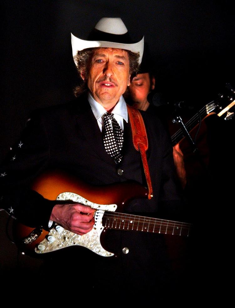 Dylan er udkommet med sit 34. studiealbum 'Christmas in the heart'. 