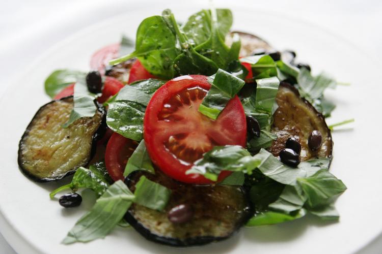 Salat med aubergine