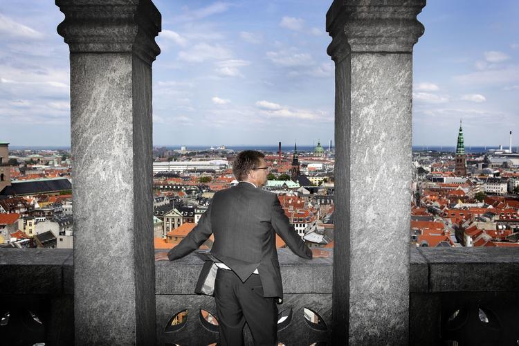 Hvis Frank Jensen vil lykkes som overborgmester, bliver han nødt til at række hånden frem mod københavnerne, i stedet for at gemme sig bag lumpne og indspiste aftaler, skriver Stig Kirk Ørskov. Arkivfoto. 