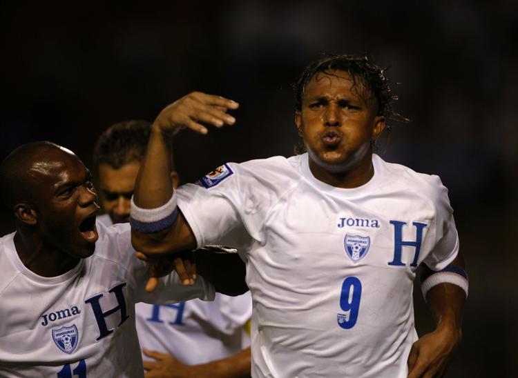 Carlos Pavons sejrsmål for Hondruas til 1-0 blev først rigtig vigtigt, da USA udligende til 2-2 mod Costa Rica. 