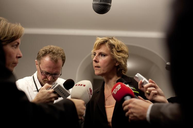 Klimaminister Connie Hedegaard (K) har i dag forklaret uroen i ministeriet for Folketingets Miljøudvalg, der stiller sig tilfreds med hendes forklaring. 