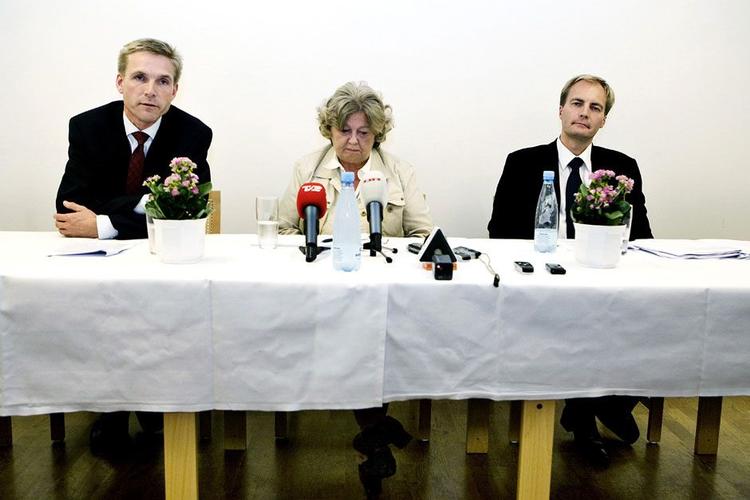 Integrationsminister Birthe Rønn Hornbech (V) mellem Peter Skaarup og Kristian Thulesen Dahl fra Dansk Folkeparti. 