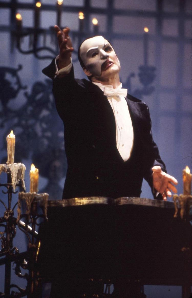 Andrew Lloyd Webbers 'Phantom of The Opera' er en af de mest indbringende musicals nogensinde. Nu får den en efterfølger. 
