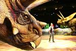 Dinosaurerne er i virkelig størrelse i showet 'Walking with Dinosaurs'. 