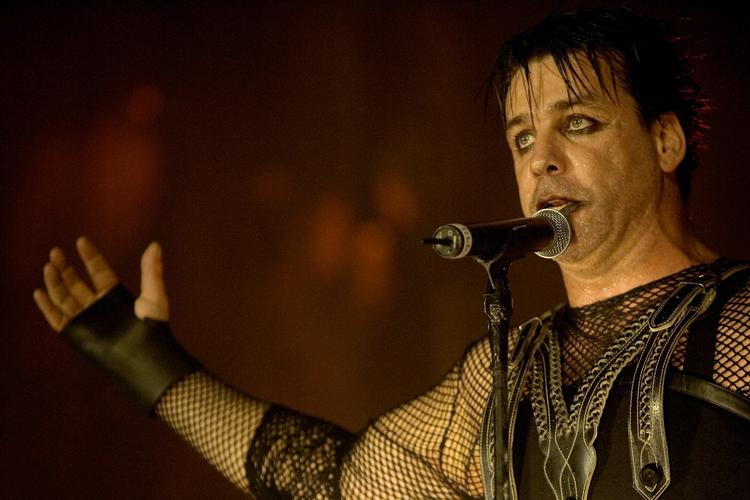 Det tyske band Rammstein foreviget ved en tidligere koncert i Danmark. Her forsanger Till Lindemann. 